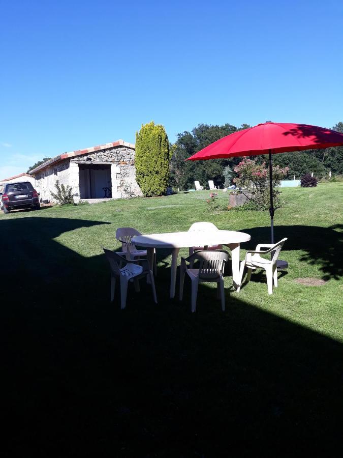 La Girafe Bleue Bed & Breakfast Lunas  Exterior foto